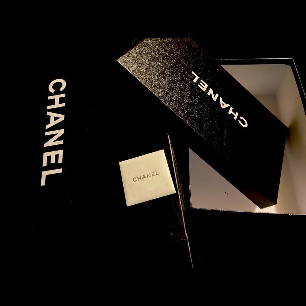 CHANEL Shoe box and storage case.  Like new.